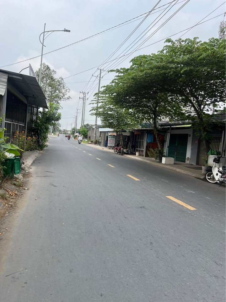 Đất nền phường 10 Mỹ Tho 120m² giá 850 triệu - Hẻm thông rộng, gần trung tâm!