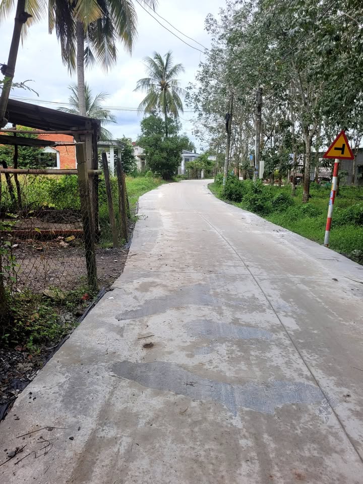 Đất thổ cư Cẩm Giang, Gò Dầu 210m² giá 600 triệu - Cơ hội đầu tư hấp dẫn!