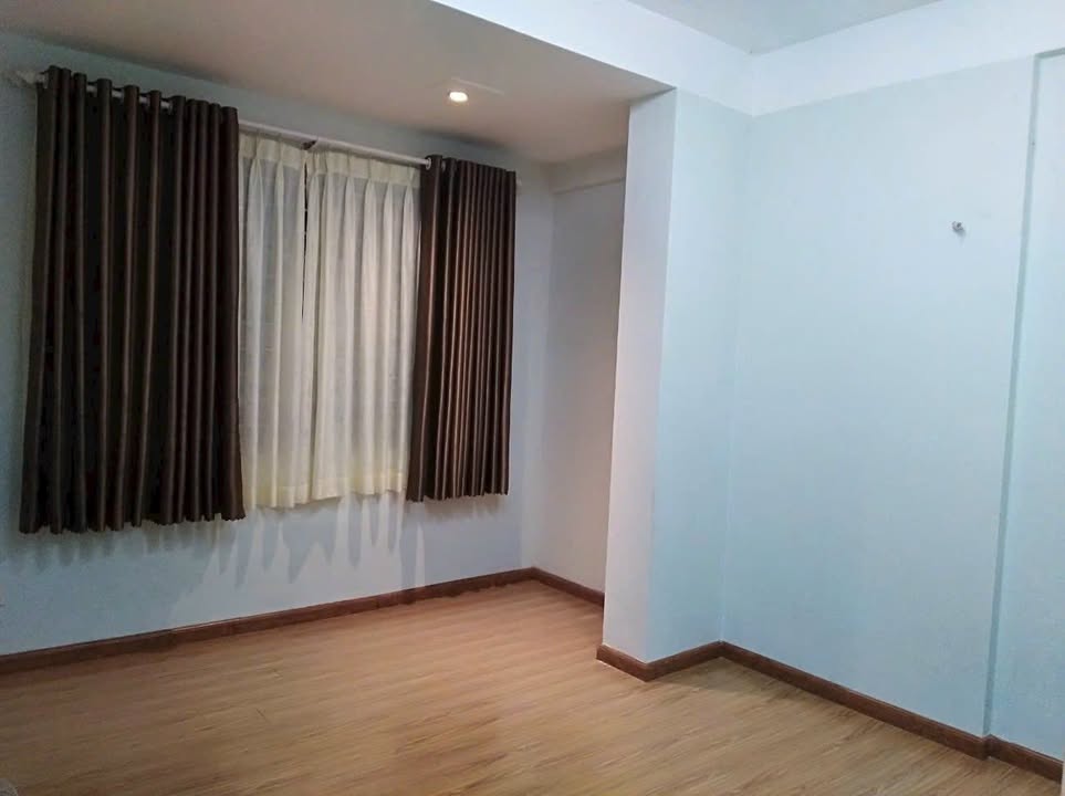 Căn hộ cho thuê tại Cao Ốc Xanh Block C, Thủ Đức 73m² giá 9 triệu - Nhận nhà ngay!