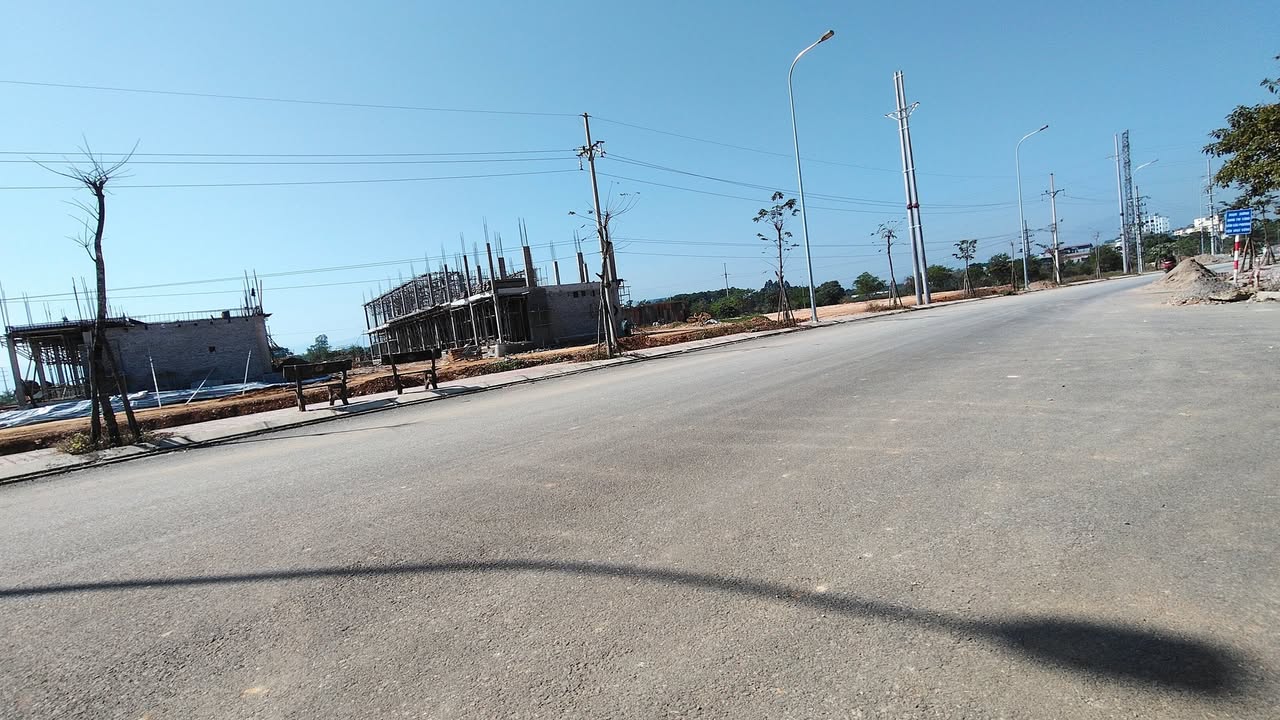 Đất nền Tân Xã Thạch Thất 200m² - Cơ hội đầu tư sinh lời tại Hoà Lạc!