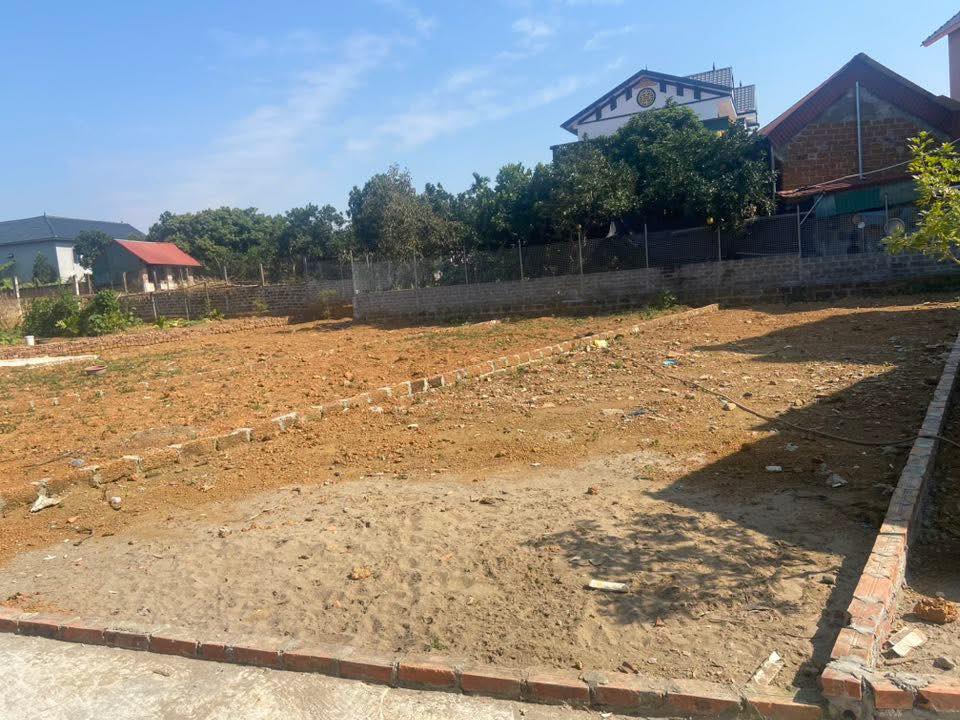 Đất thổ cư thôn Uyên 2 Tân Xã 109m² - Vị trí đẹp, giao thông thuận lợi!