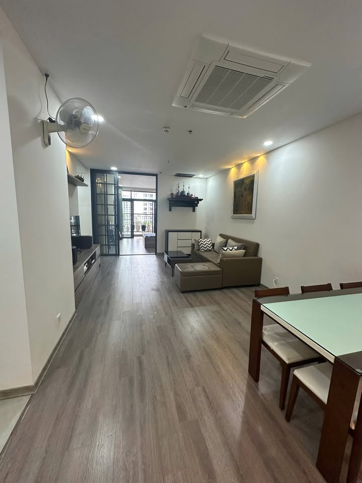 Căn hộ Royal City 109m² giá thỏa thuận - Tầng cao hướng Đông Nam