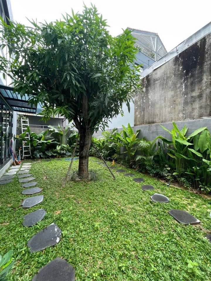 Cho thuê Garden Villa 200m² đường Hồ Nghinh - Đầy đủ nội thất, gần biển