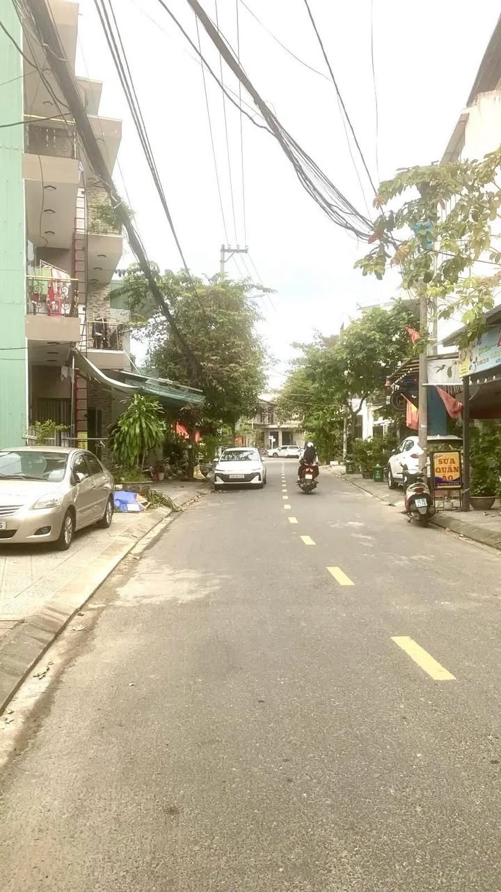 Bán FrontHouse đường Nguyễn Công Hoan 120m² giá 4.44 tỷ - Kinh doanh sầm uất!