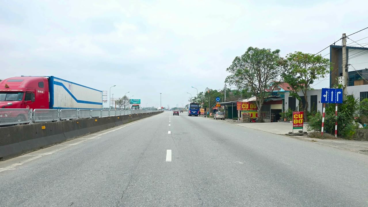 Đất Lô Góc Mặt Đường Quốc Lộ 1A, Thôn Đông Vịnh, 167.5m² - Kinh Doanh Đắc Địa!