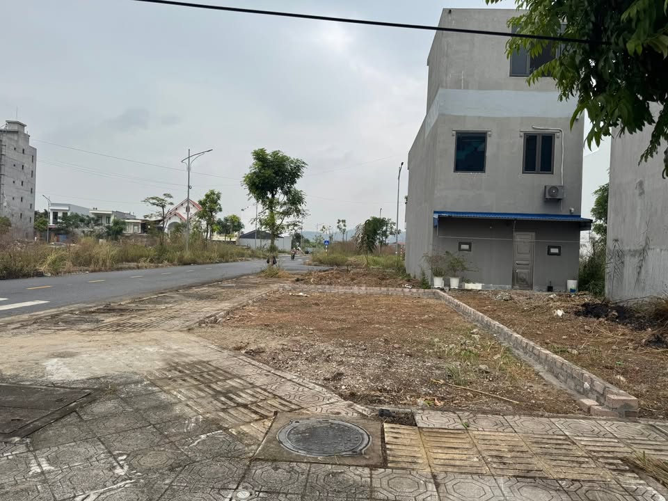 Đất nền lô góc 2 mặt tiền tại khu TĐC Hoa Động 61.5m² giá 4 tỷ - Cơ hội đầu tư hiếm có!