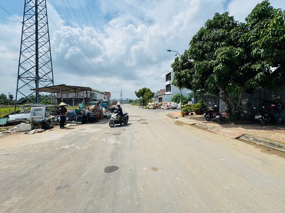 Đất nền đẹp đường A7 KDC Phú An, Hưng Phú, Cần Thơ - 99m² chỉ 2.55 tỷ!