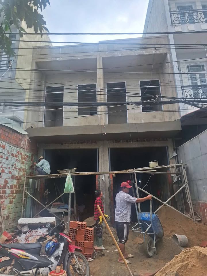 Nhà phố Quang Trung Quy Nhơn 52,5m² giá 3.1 tỷ - Hẻm ô tô vào tận nơi!