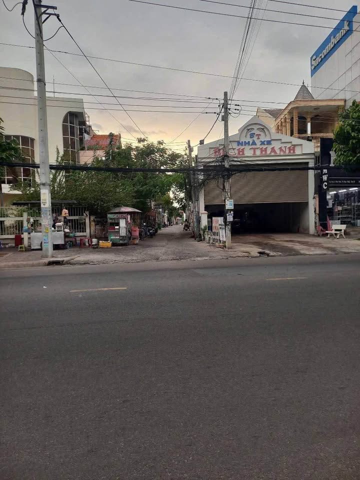 Đất nền Phan Thiết 100m² giá 1.85 tỷ - Chính chủ bán gấp!