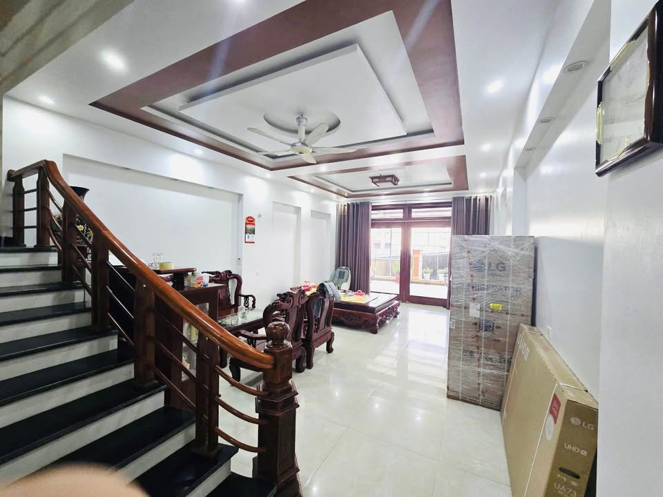 Nhà 2,5 tầng tại Phường Bắc Lệnh, Lào Cai - Diện tích 88m², giá 2,8 tỷ - Sẵn sàng ở ngay!