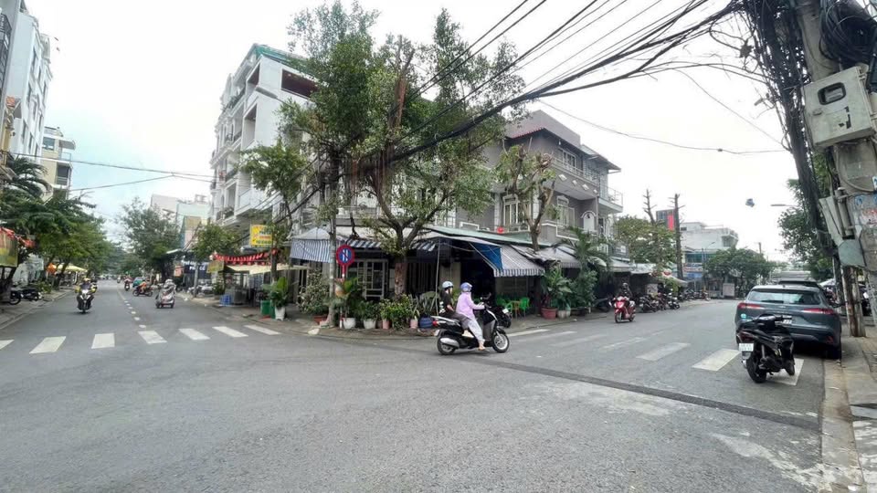 Nhà góc 2 mặt tiền đường 79, Tân Quy, Quận 7 - Chính chủ bán gấp 30 tỷ!