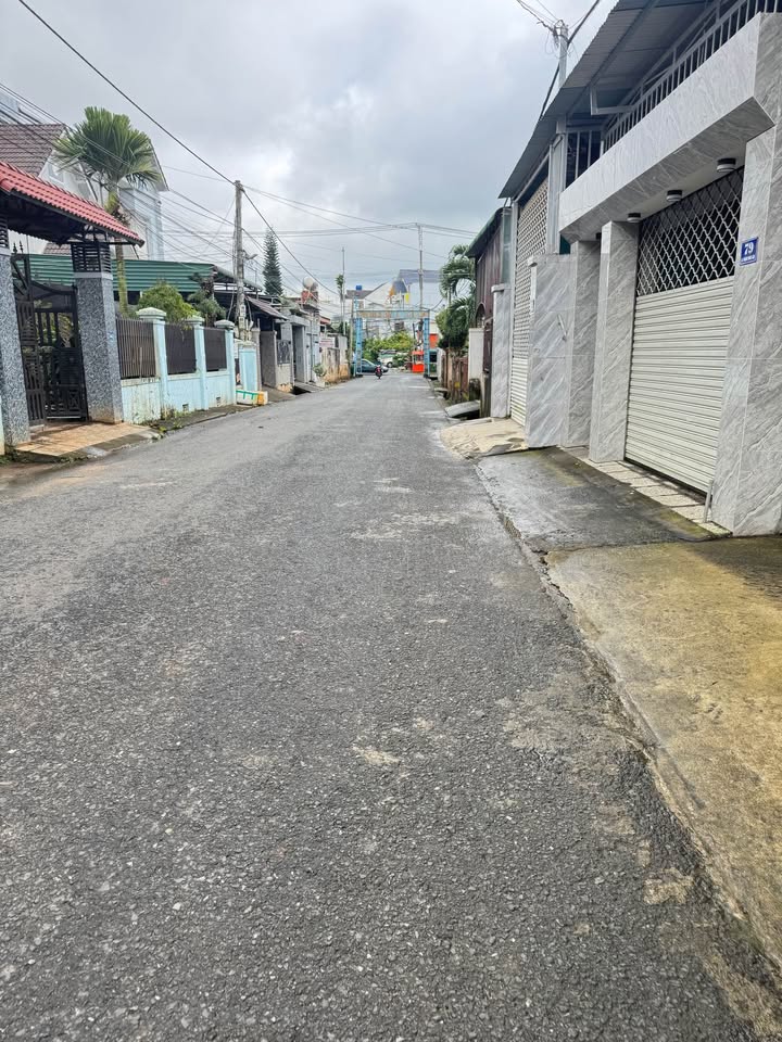 Nhà cấp 4 Phạm Ngũ Lão, Đức Trọng, 285m² giá 6.5 tỷ - Chính chủ bán gấp!