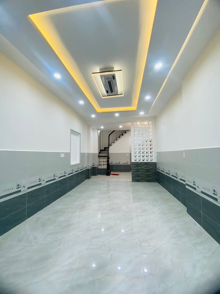 Nhà mặt tiền đường Số 1, Gò Vấp 44m² giá 7.35 tỷ - Vị trí chiến lược gần sân bay!