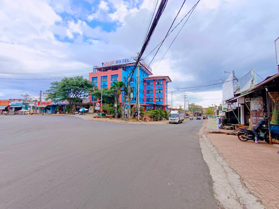 Đất mặt tiền kinh doanh đường Y Bih Alê Ô, 371m², giá 2.29 tỷ - Tiềm năng sinh lời cao!