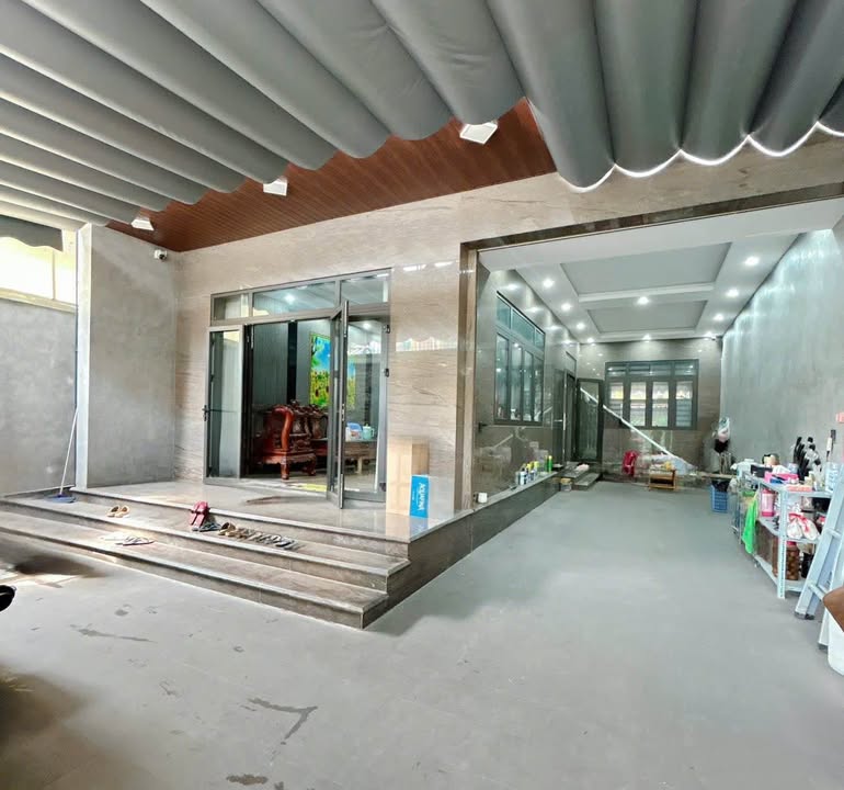 Biệt thự sang trọng tại phường Tân Phong, Biên Hòa 200m² giá 9.5 tỷ - Đầu tư sinh lời ngay!