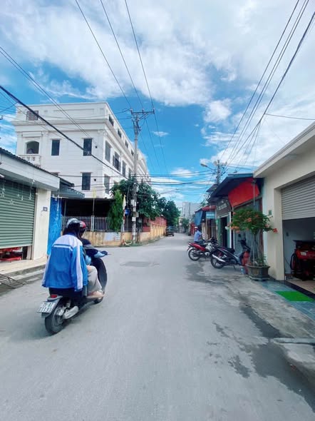 Đất lô góc mặt đường Nam Hải, Hải An 66.7m² giá 3 tỷ - Đầu tư sinh lời ngay!