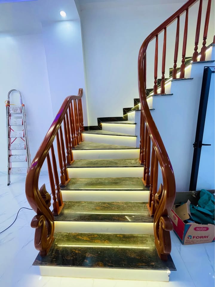 Nhà 4 tầng Quang Trung 64m² giá thỏa thuận - Gara ô tô trong nhà