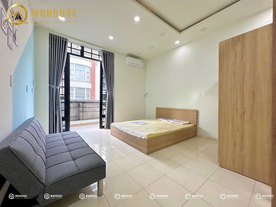 Studio Nguyễn Thái Bình Tân Phú 30m² - Nội thất đầy đủ, ban công thoáng đãng!