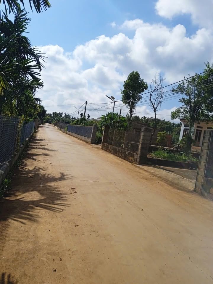 Đất nền 750m² tại đường Trần Văn Phụ, Buôn Hồ - Giá thỏa thuận hợp lý!