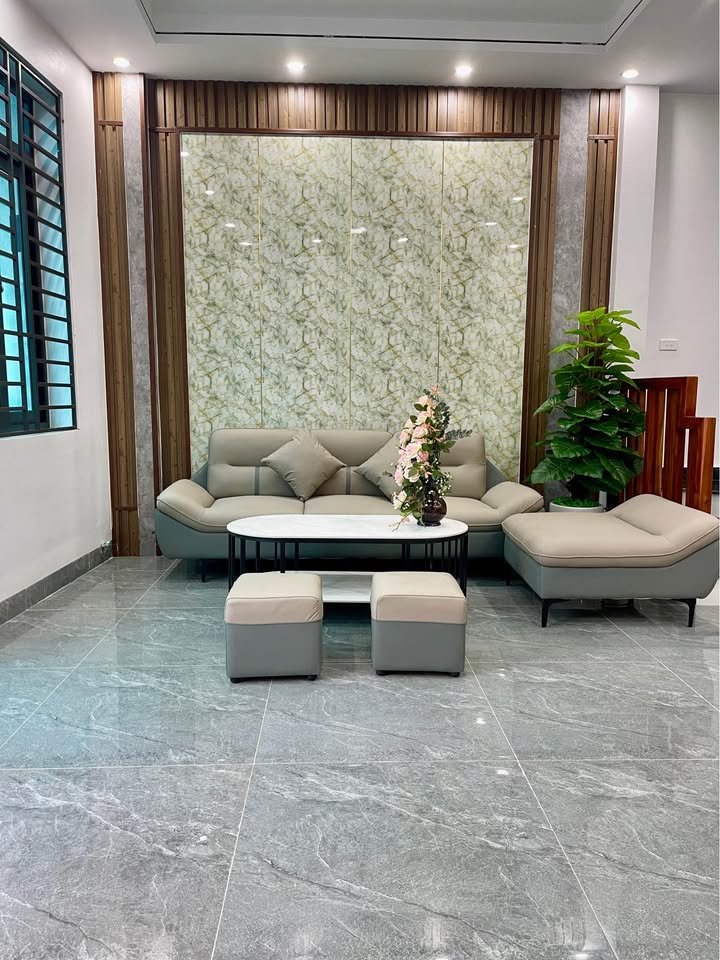 Nhà 3 tầng tại Hải Tân, Hải Dương 50m² giá 2.5 tỷ - Thiết kế hiện đại, sổ đỏ chính chủ!