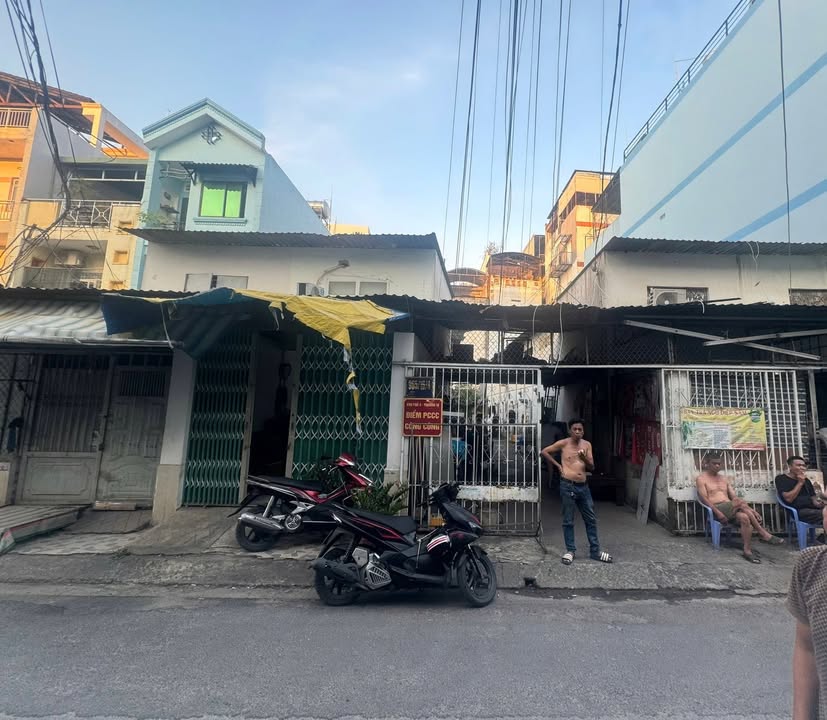 Dãy trọ 16x28m ngay Emart Phan Huy Ích Gò Vấp - Đầu tư sinh lời 50 triệu/tháng!