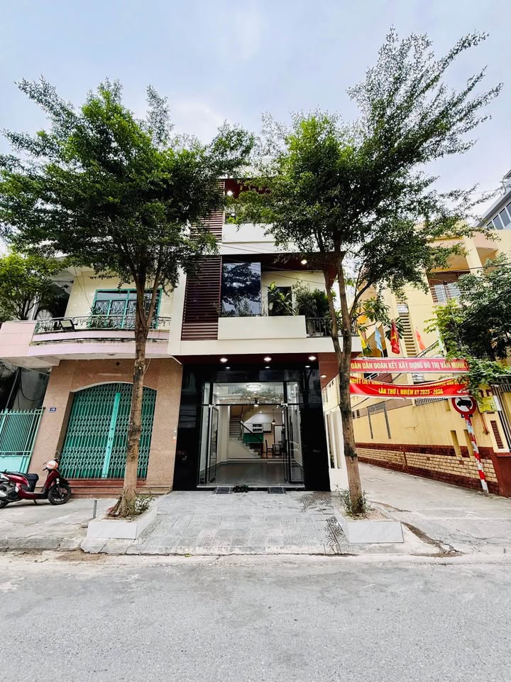 Nhà phố Hải Châu Đà Nẵng 98m² giá thỏa thuận - Mặt tiền kinh doanh sầm uất!