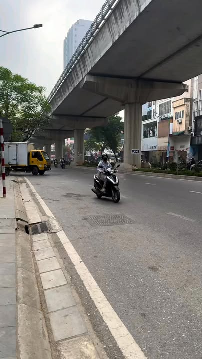 Cửa hàng mặt phố Cầu Giấy 52m² - Kinh doanh tuyệt vời!