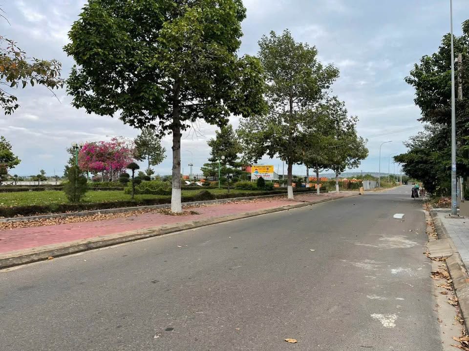 Đất nền mặt tiền Công viên Nguyễn Gia Tú, Phú Thuỷ 280m² giá 9 tỷ - Sổ đỏ chính chủ!