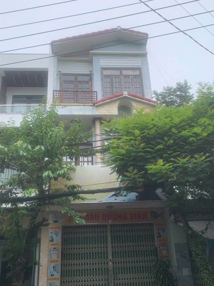 Bán nhà mặt tiền đường Lý Thái Tổ, Quy Nhơn - Diện tích 70m², giá 7.9 tỷ - Vị trí đắc địa và sầm uất!