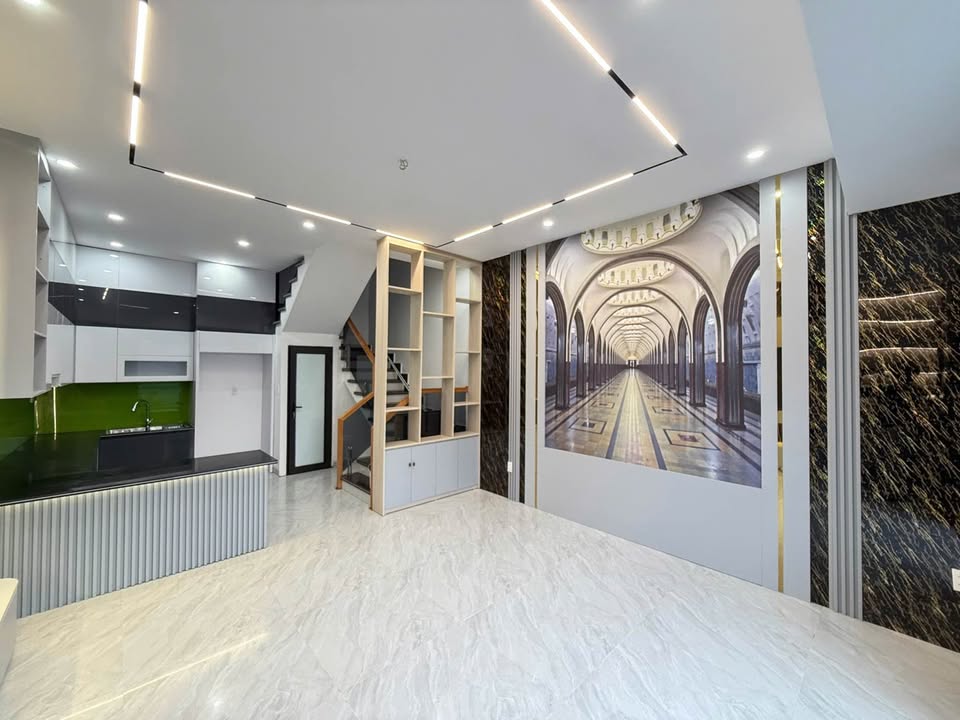 Nhà phố Chợ Hàng, Hải Phòng 43m² giá 3.68 tỷ - Chính chủ bán gấp!