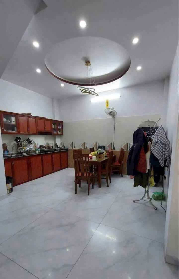 Nhà độc lập 2,5 tầng tại Mỹ Tranh, An Dương, Hải Phòng giá 1.8 tỷ - Chính chủ, ô tô đỗ cửa!