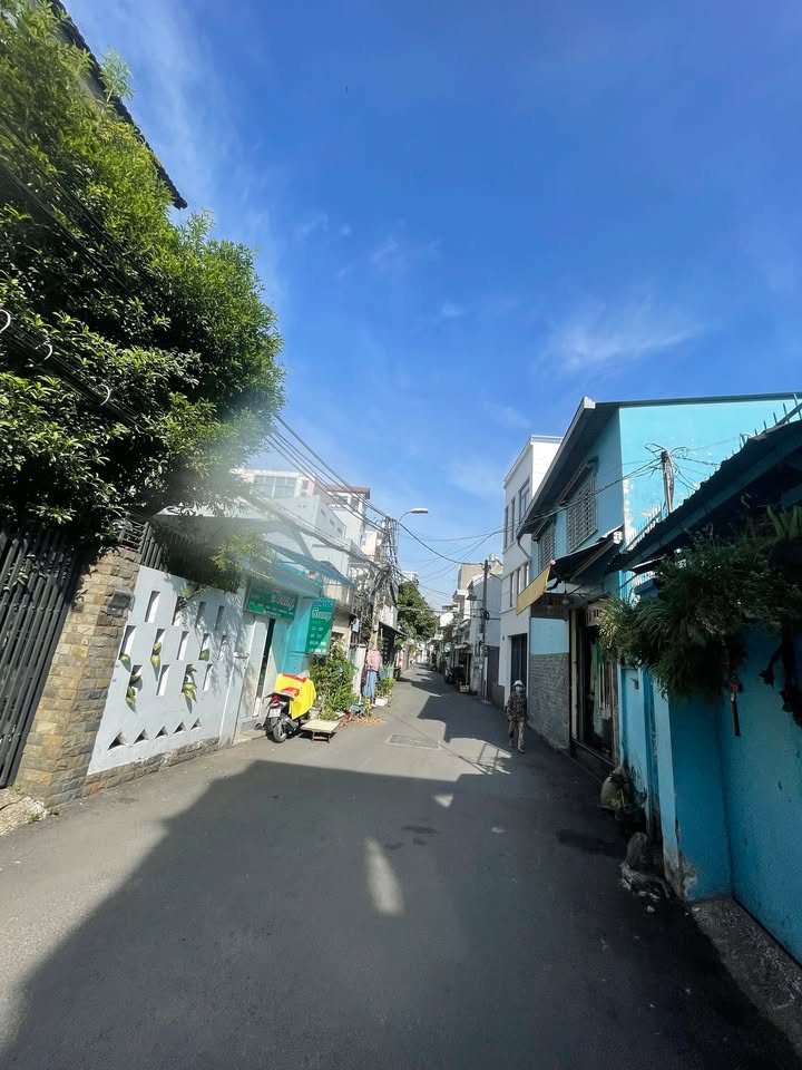 Nhà bán hẻm Mai Xuân Thưởng, Bình Thạnh 48m² giá chỉ 6.85 tỷ - Dân trí cao!