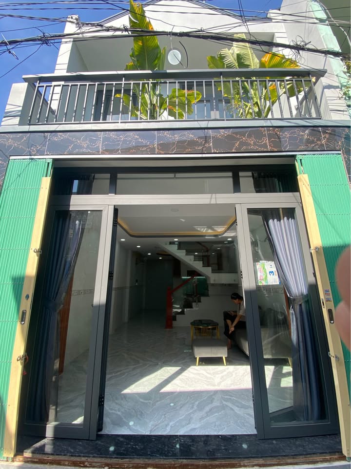 Nhà phố Hiệp Thành Quận 12 38m² giá 3.75 tỷ - Sẵn sàng vào ở ngay!