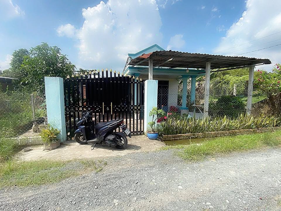 Nhà bán tại xã An Nhơn Tây, Củ Chi 216m² giá 1.7 tỷ - Vào ở ngay!