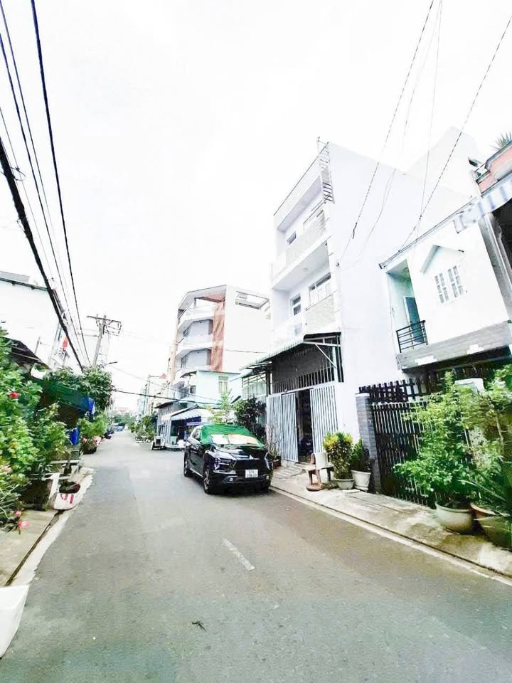 Nhà 2 tầng An Lạc A, Bình Tân 41m² giá 4.8 tỷ - Sát mặt tiền, nở hậu