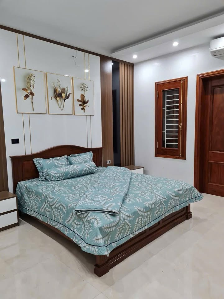 Nhà 4 tầng thang máy đường Nguyễn Cao, Bắc Ninh 72m² giá 20 tỷ - Đầu tư sinh lời ngay!