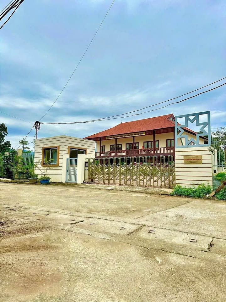 Đất lô góc 2 mặt tiền tại Thôn Cổ Rùa, 212m² giá chỉ 4 tỷ - Cơ hội đầu tư tuyệt vời!