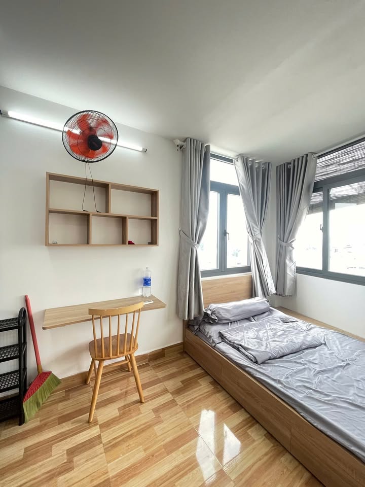 Phòng studio cho thuê tại 318 Phan Văn Trị, Bình Thạnh - Nội thất đầy đủ, cửa sổ rộng thoáng