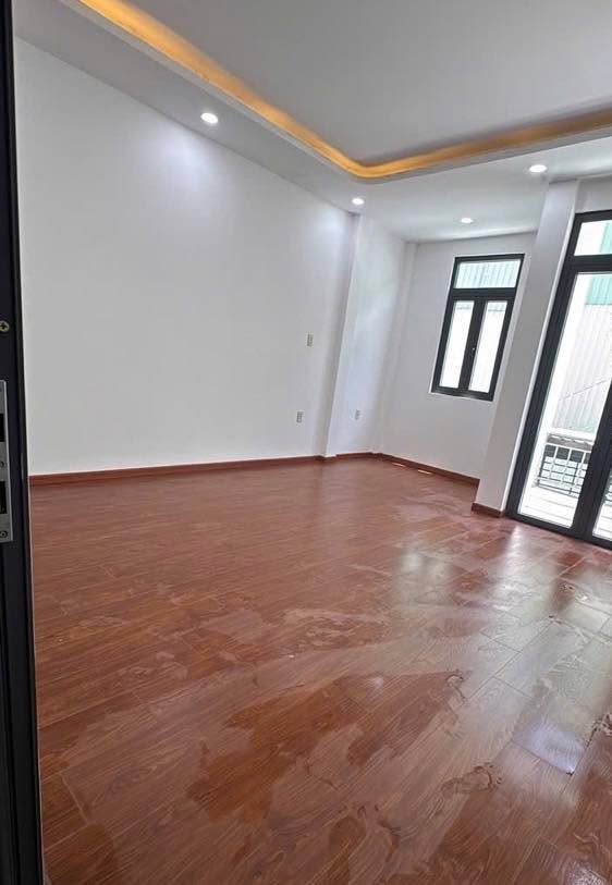 Nhà 2 tầng An Phú Đông 58m² giá 3.8 tỷ - Nhà đẹp, dọn vào ở ngay!