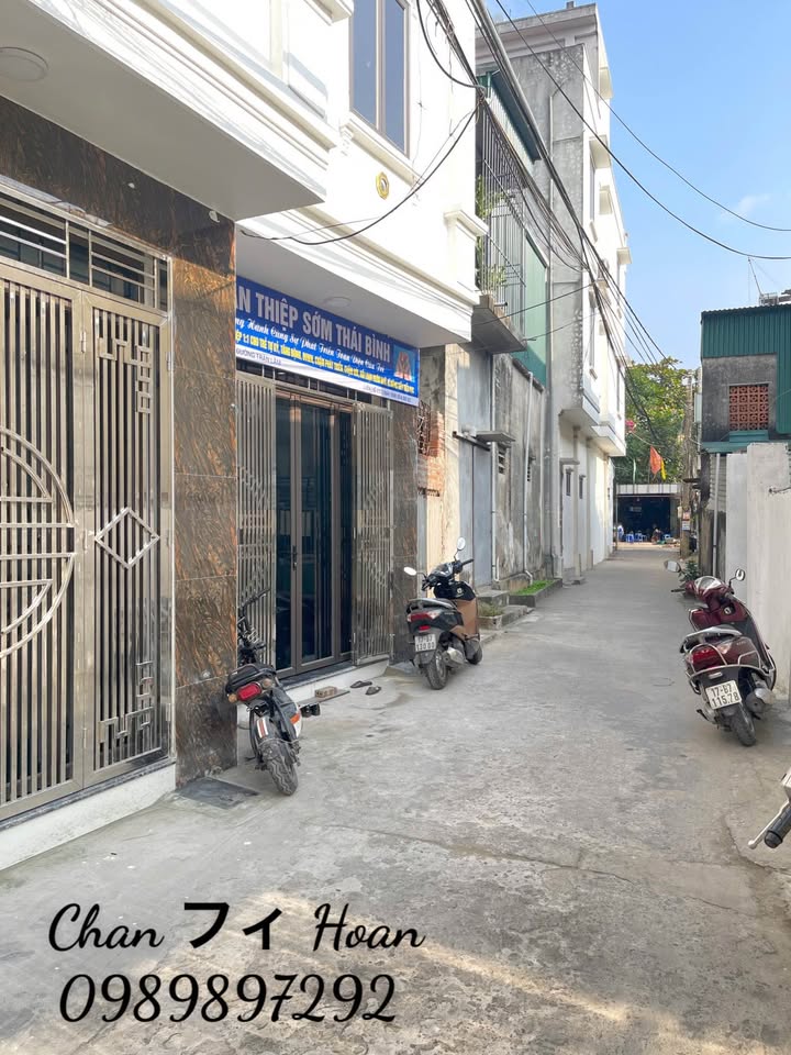 Nhà 3 tầng Trần Lãm Thái Bình 36m² giá 2 tỷ - Ô tô vào tận nhà!