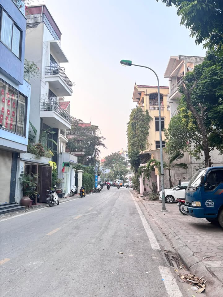 Bán lô đất 114m² Nguyễn Văn Cừ - Bồ Đề - Long Biên chỉ 24.8 tỷ - Đầu tư sinh lời ngay!