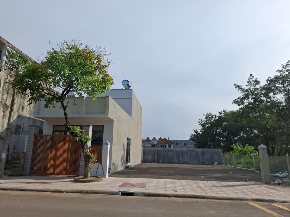 Nhà cho thuê Trảng Bom 1 trệt 1 lầu, giá 15 triệu - Thích hợp kinh doanh