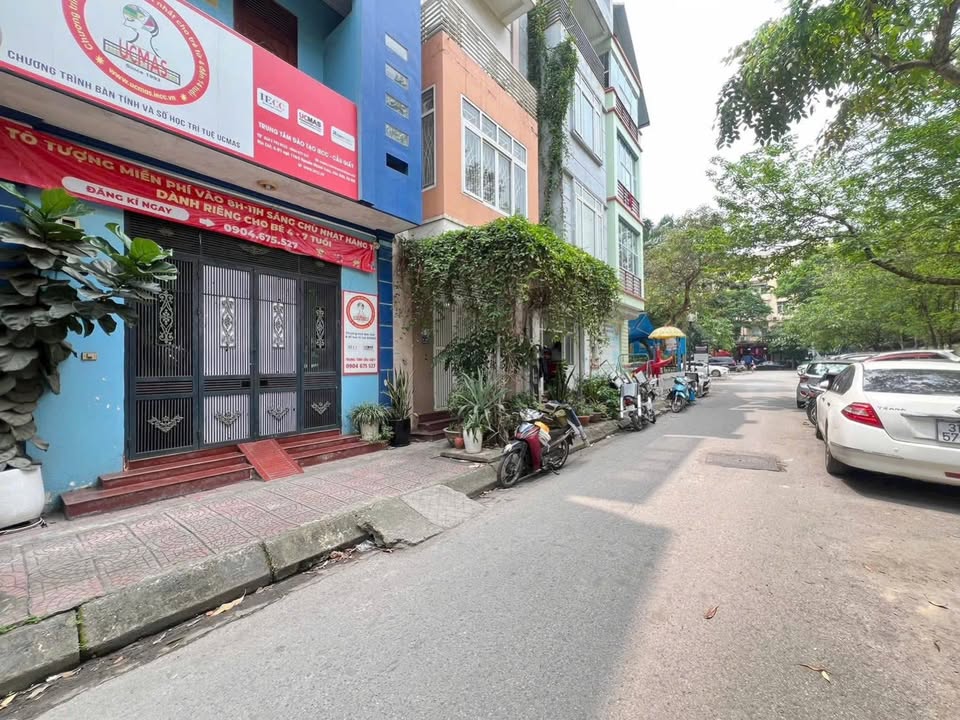 Nhà phố mặt tiền Nguyễn Khánh Toàn 92m² giá 42.5 tỷ - Kinh doanh đỉnh cao!