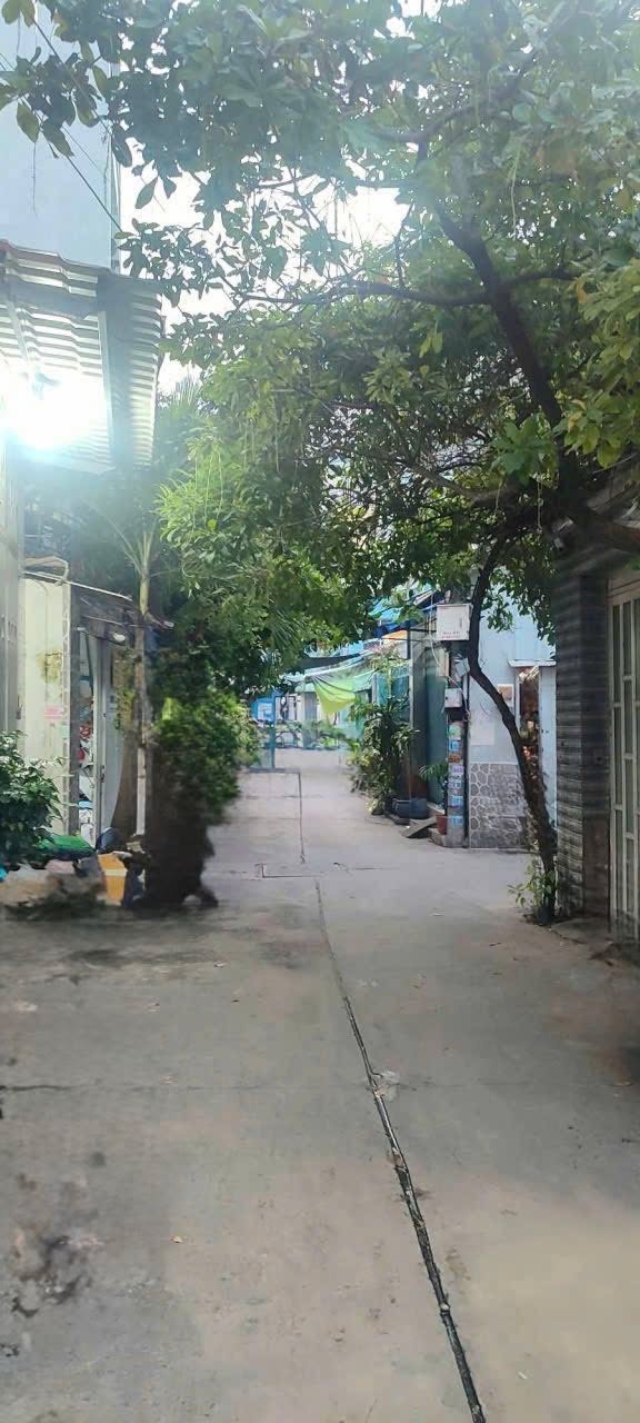 Nhà hẻm xe hơi 277 Phạm Hùng 51m² giá 5.6 tỷ - Lý tưởng cho gia đình!