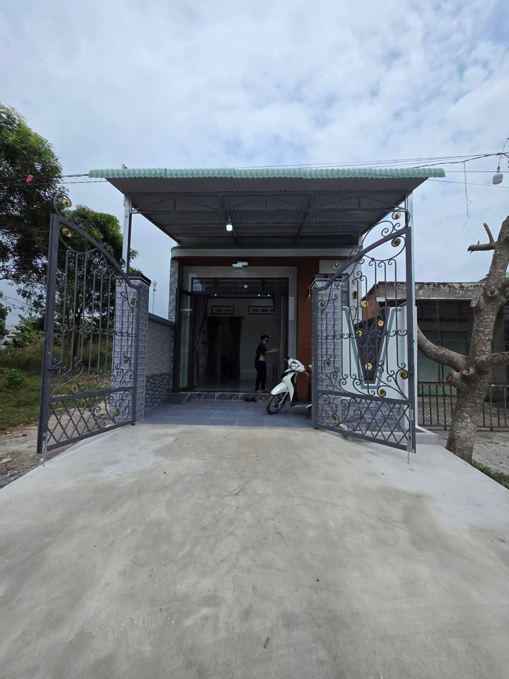 Nhà ở Trường Thọ, Long Hoa, Tây Ninh 90m² giá 1.068 tỷ - Đầy đủ tiện ích, sẵn sàng ở ngay!