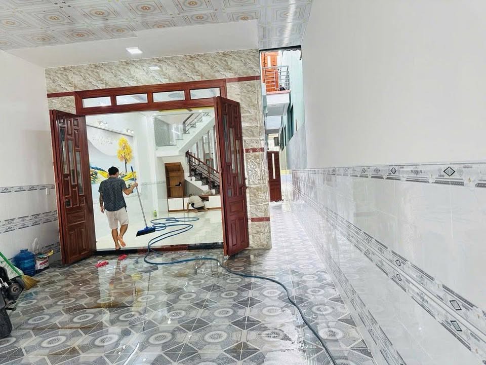 Nhà mặt tiền Tân Phước, Dĩ An 214m² giá 5.1 tỷ - Cơ hội đầu tư tuyệt vời!