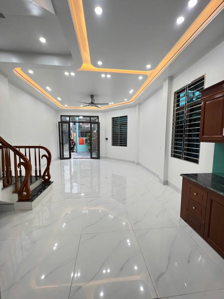 Nhà góc 2 mặt thoáng Nguyễn Danh Đới, phường Trần Lãm 46m² chỉ 2 tỷ - Đường ô tô thông thoáng!