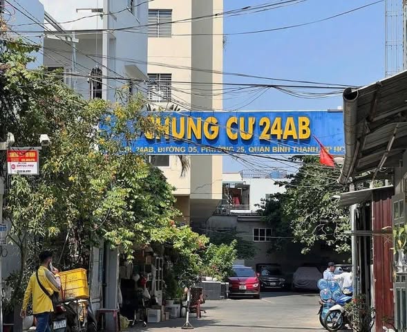 Căn hộ chung cư 24AB Bình Thạnh 99m² giá 5.65 tỷ - Thiết kế hiện đại, sẵn sàng ở ngay!