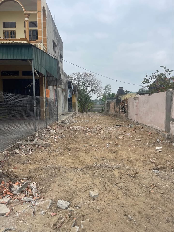 Đất nền chính chủ tại Phường Quảng Đông - 100m² giá mềm, sổ đỏ nhanh chóng!