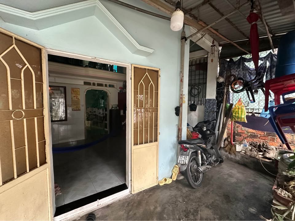 Nhà phố Bùi Xuân Phái, Quy Nhơn 41.9m² giá 1.9 tỷ - Sổ đỏ chính chủ!